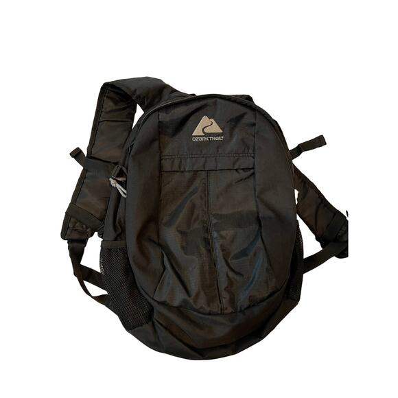 Ozark Trail Black Daily Backpack - Picture 1 of 4